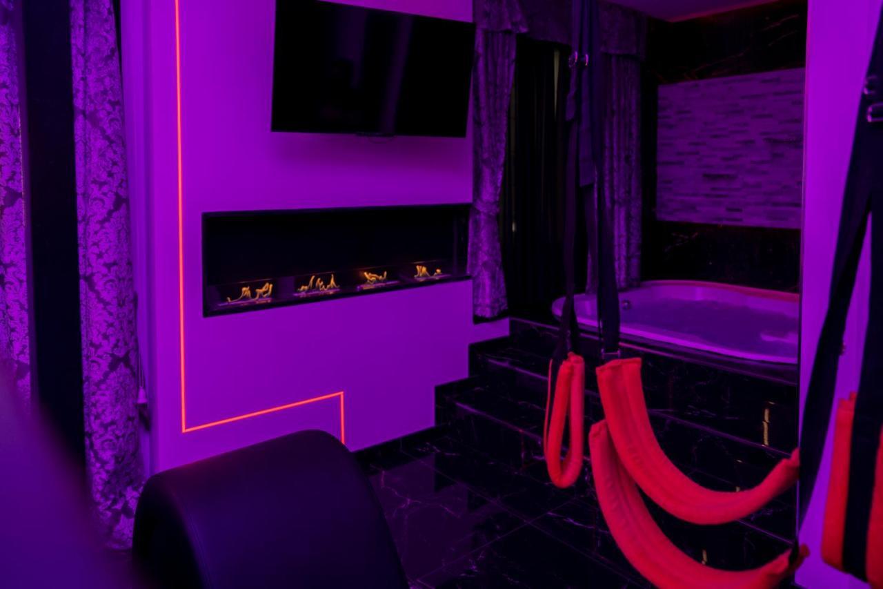 Luxury Bdsm Gasthof Rom